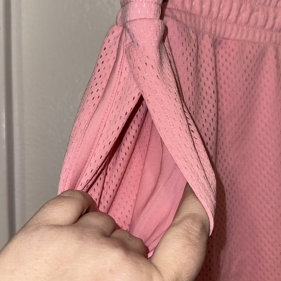 NWT Old Navy Active Shorts - Size XXL - Picture 3 of 8